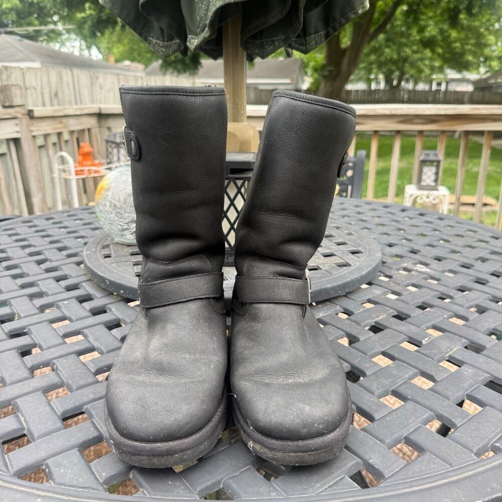 UGG Kensington Women's Moto Biker Boots Black Leather Sherpa Fur Lined - Picture 2 of 5